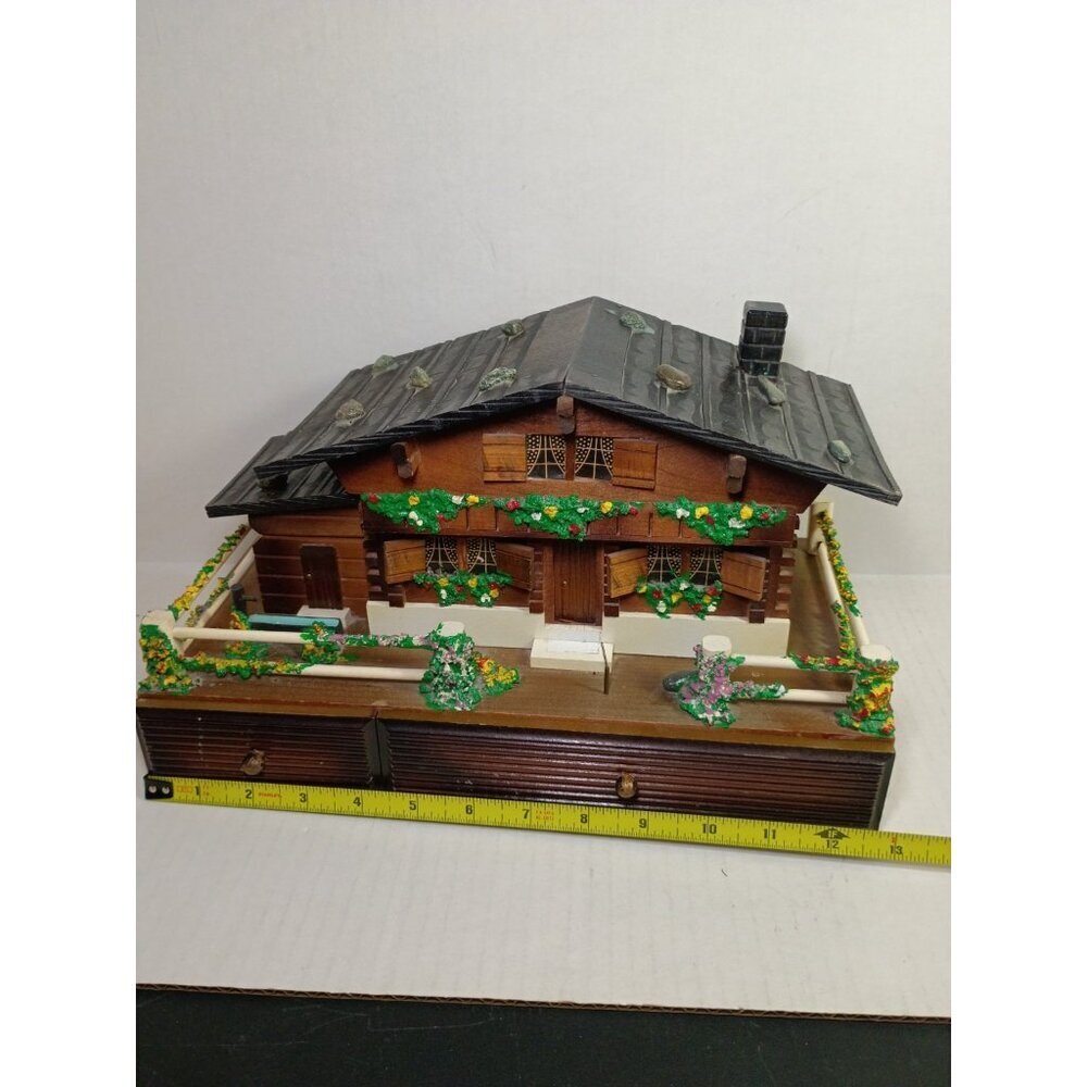 Vintage 60s Wind Up Black Forest Cottage Look Music Box Japan MCM - Picture 7 of 11